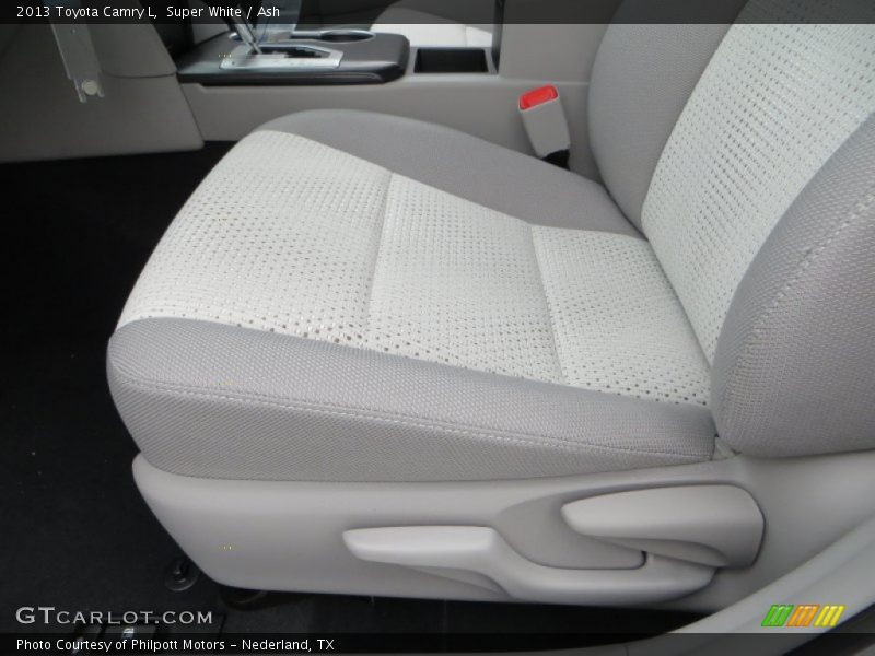 Super White / Ash 2013 Toyota Camry L