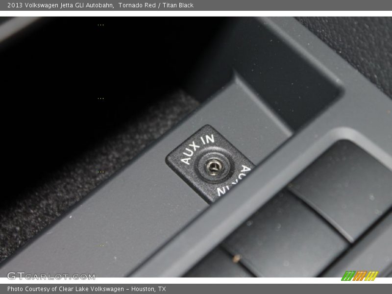 Tornado Red / Titan Black 2013 Volkswagen Jetta GLI Autobahn