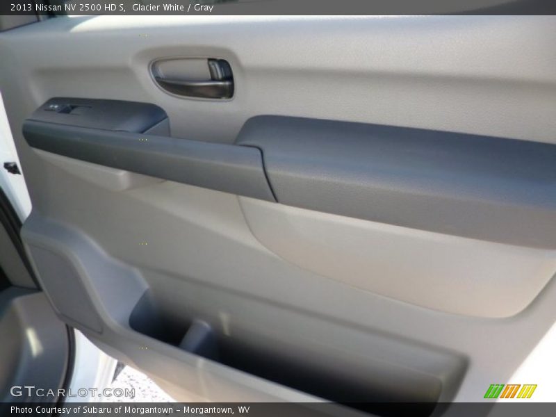 Glacier White / Gray 2013 Nissan NV 2500 HD S