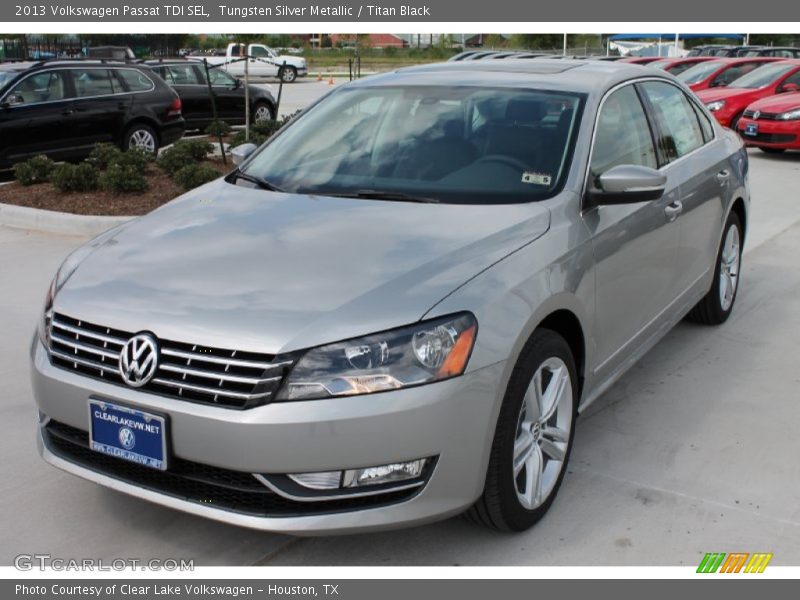 Tungsten Silver Metallic / Titan Black 2013 Volkswagen Passat TDI SEL