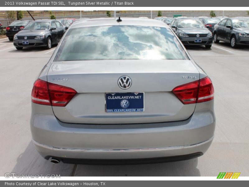 Tungsten Silver Metallic / Titan Black 2013 Volkswagen Passat TDI SEL