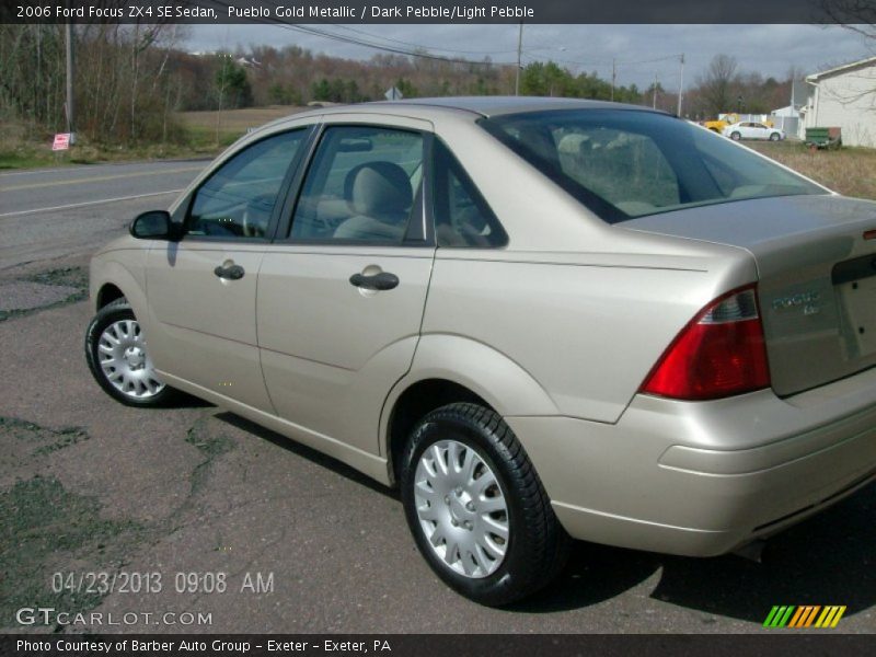 Pueblo Gold Metallic / Dark Pebble/Light Pebble 2006 Ford Focus ZX4 SE Sedan