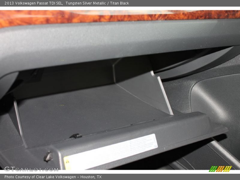 Tungsten Silver Metallic / Titan Black 2013 Volkswagen Passat TDI SEL