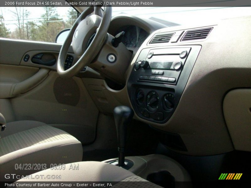 Pueblo Gold Metallic / Dark Pebble/Light Pebble 2006 Ford Focus ZX4 SE Sedan