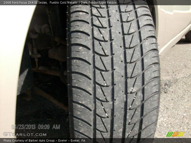 Pueblo Gold Metallic / Dark Pebble/Light Pebble 2006 Ford Focus ZX4 SE Sedan