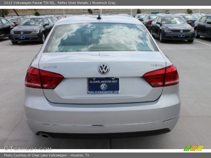Reflex Silver Metallic / Moonrock Gray 2013 Volkswagen Passat TDI SEL