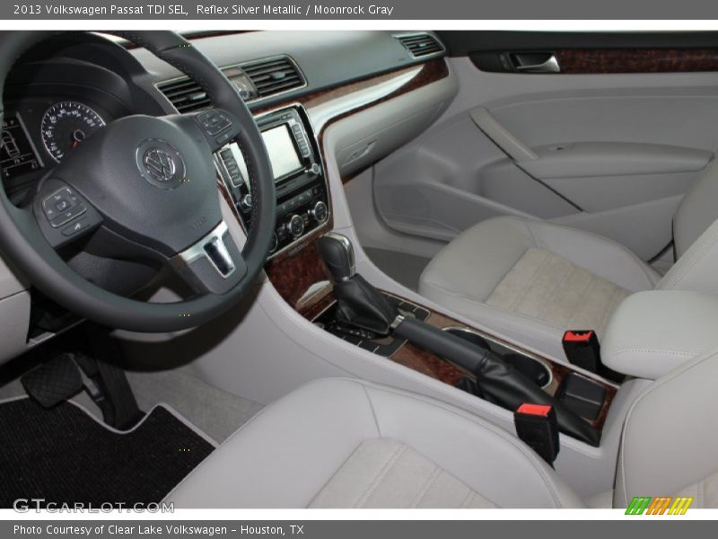 Reflex Silver Metallic / Moonrock Gray 2013 Volkswagen Passat TDI SEL