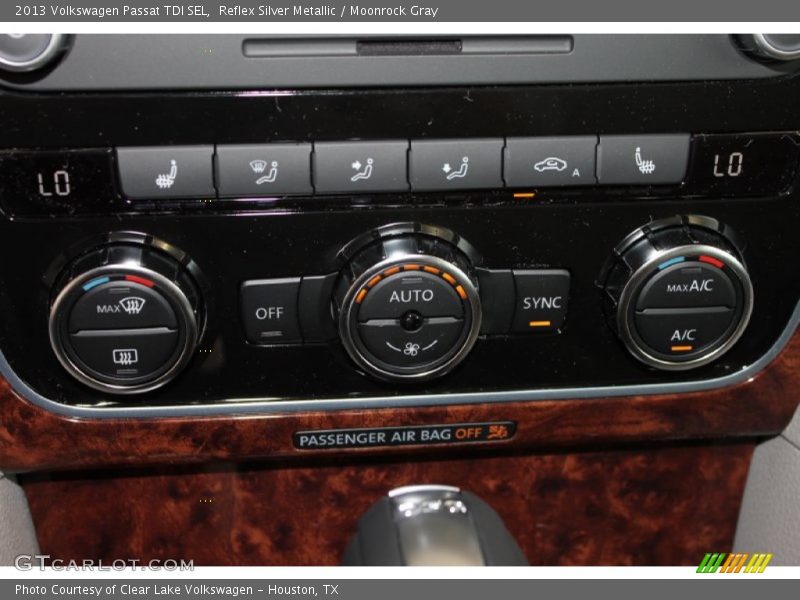 Reflex Silver Metallic / Moonrock Gray 2013 Volkswagen Passat TDI SEL