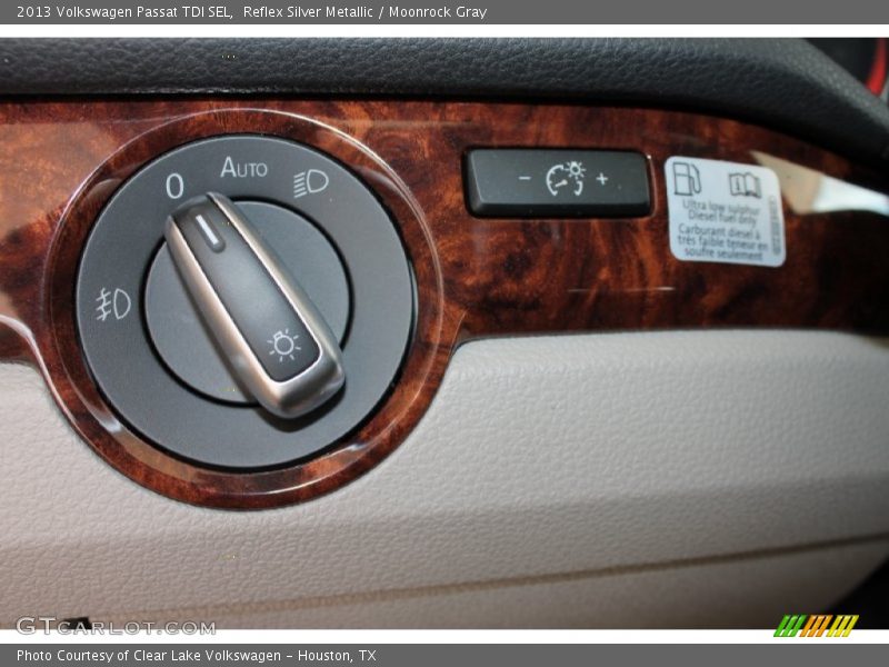 Reflex Silver Metallic / Moonrock Gray 2013 Volkswagen Passat TDI SEL