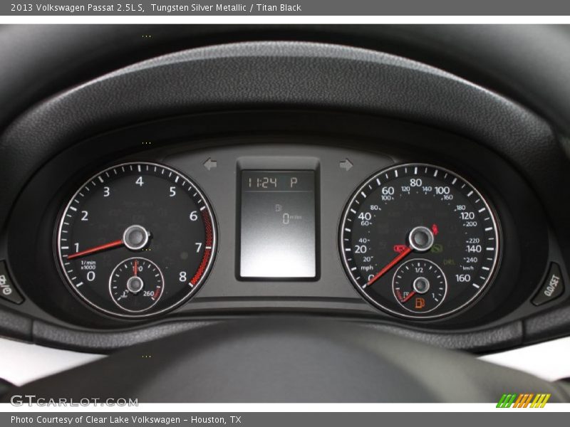 Tungsten Silver Metallic / Titan Black 2013 Volkswagen Passat 2.5L S