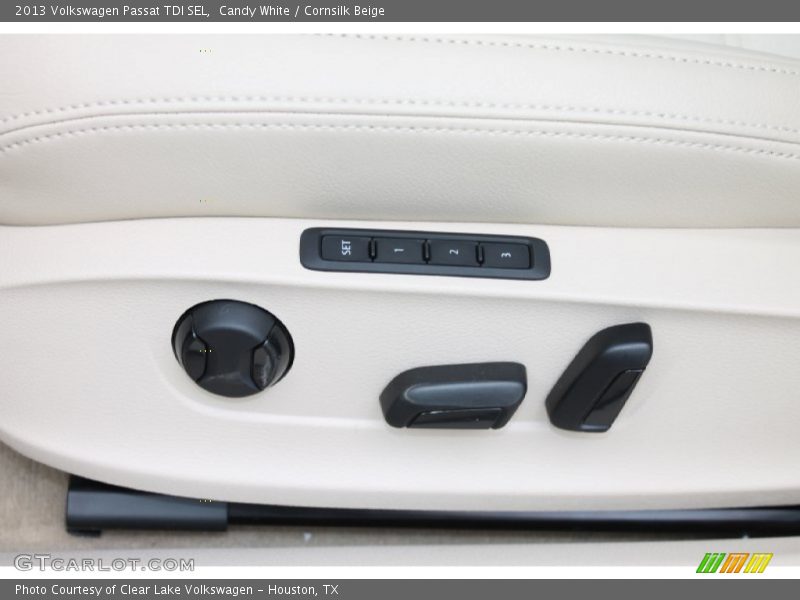 Candy White / Cornsilk Beige 2013 Volkswagen Passat TDI SEL