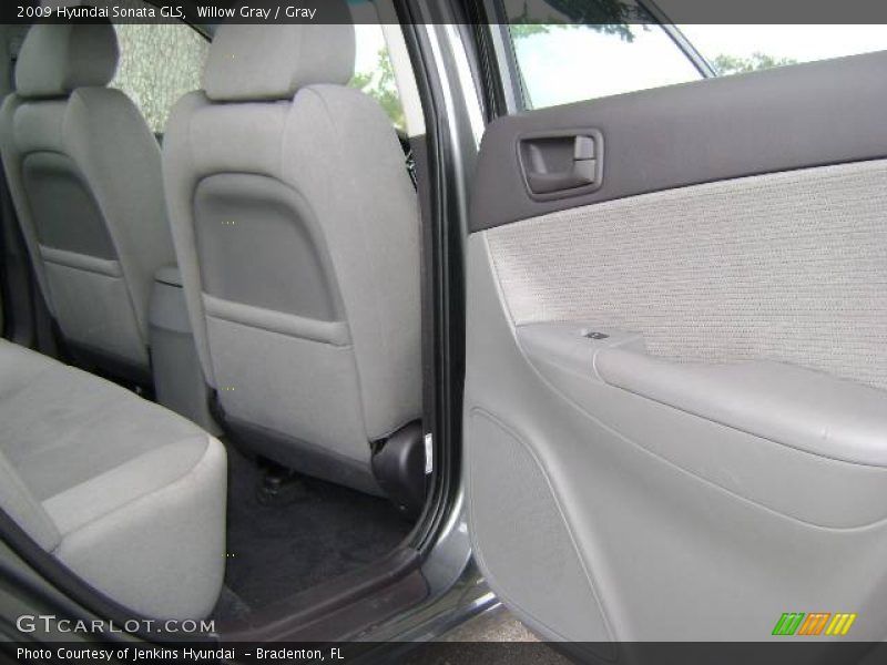 Willow Gray / Gray 2009 Hyundai Sonata GLS