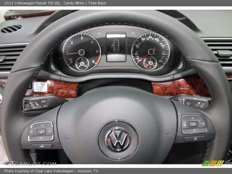 Candy White / Titan Black 2013 Volkswagen Passat TDI SEL