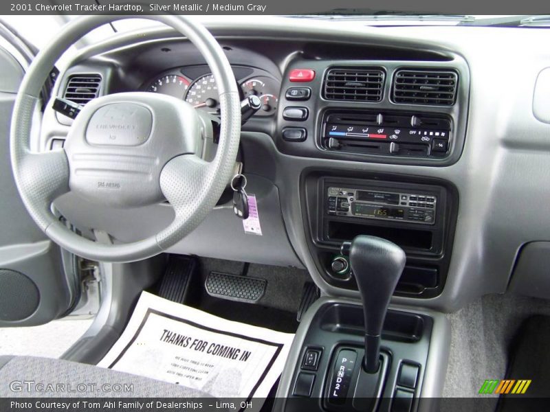 Silver Metallic / Medium Gray 2001 Chevrolet Tracker Hardtop