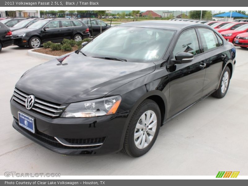 Black / Titan Black 2013 Volkswagen Passat 2.5L S