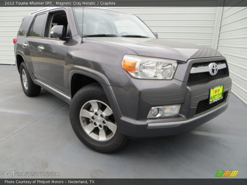 Magnetic Gray Metallic / Graphite 2013 Toyota 4Runner SR5