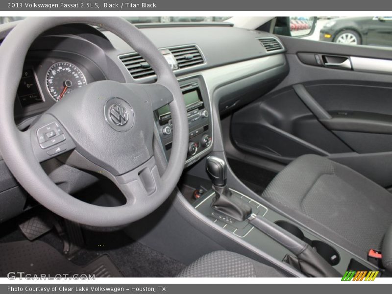 Black / Titan Black 2013 Volkswagen Passat 2.5L S