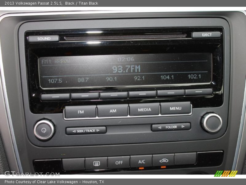Black / Titan Black 2013 Volkswagen Passat 2.5L S