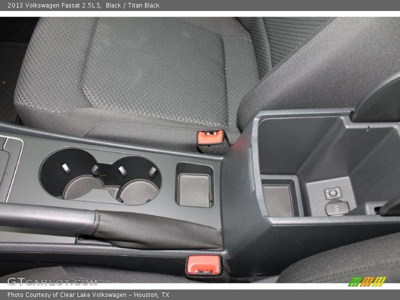 Black / Titan Black 2013 Volkswagen Passat 2.5L S