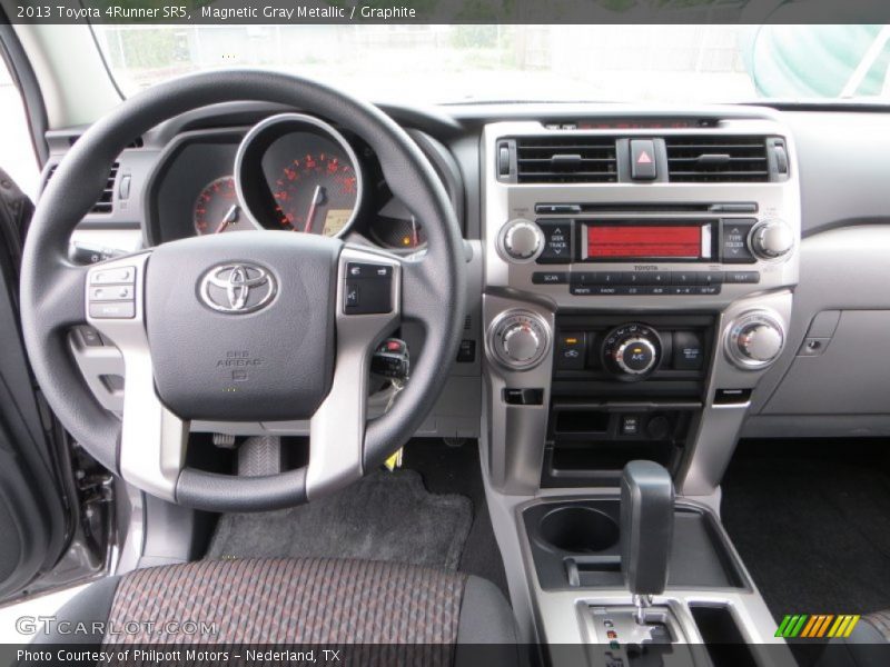 Magnetic Gray Metallic / Graphite 2013 Toyota 4Runner SR5