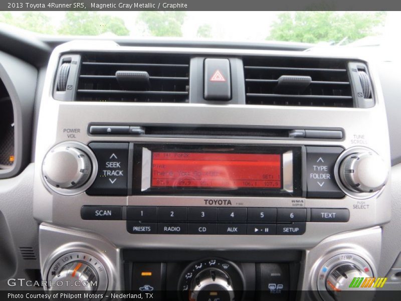 Magnetic Gray Metallic / Graphite 2013 Toyota 4Runner SR5
