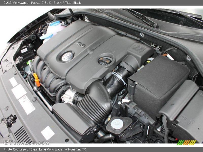Black / Titan Black 2013 Volkswagen Passat 2.5L S