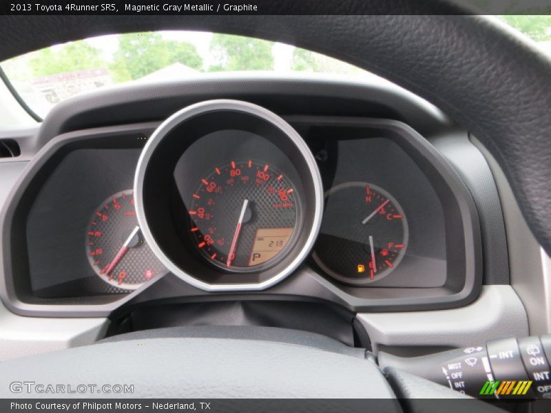 Magnetic Gray Metallic / Graphite 2013 Toyota 4Runner SR5