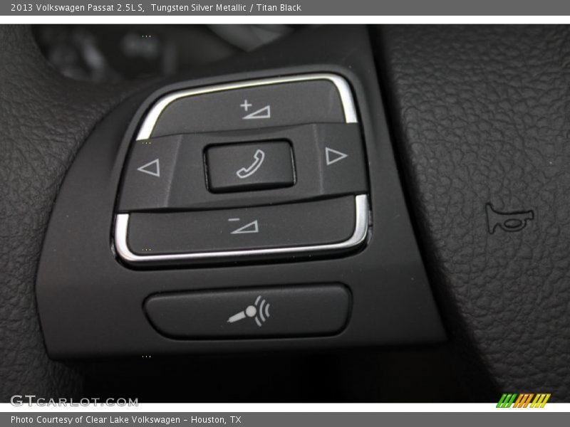 Tungsten Silver Metallic / Titan Black 2013 Volkswagen Passat 2.5L S
