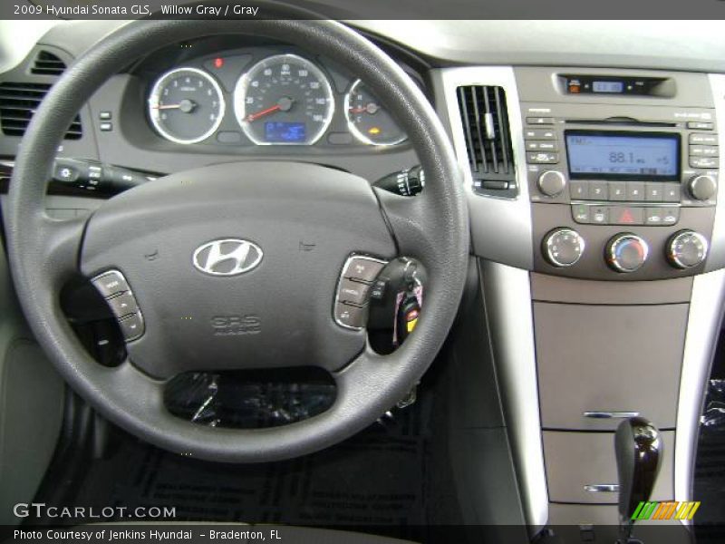 Willow Gray / Gray 2009 Hyundai Sonata GLS