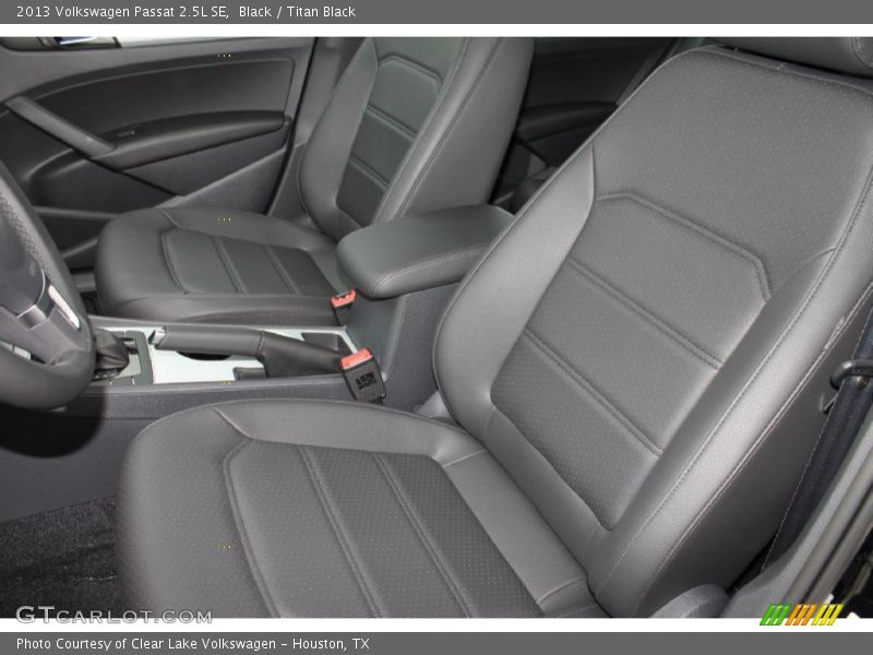 Black / Titan Black 2013 Volkswagen Passat 2.5L SE