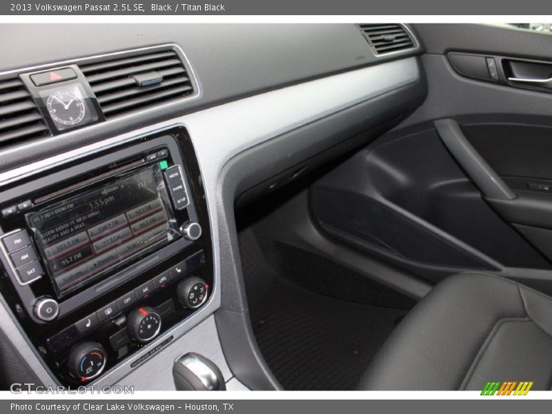 Black / Titan Black 2013 Volkswagen Passat 2.5L SE