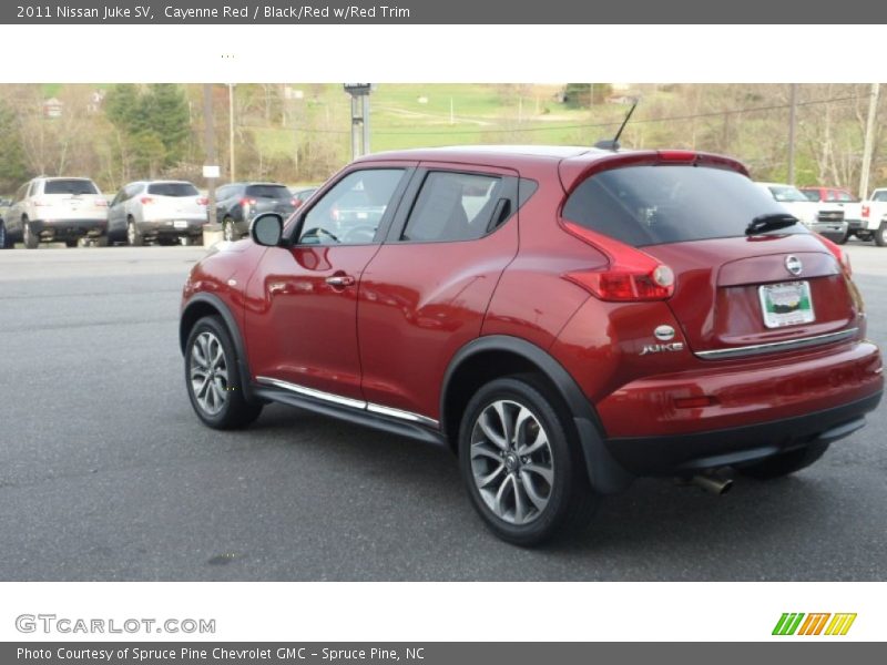 Cayenne Red / Black/Red w/Red Trim 2011 Nissan Juke SV