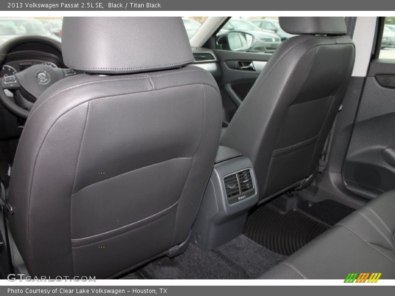 Black / Titan Black 2013 Volkswagen Passat 2.5L SE