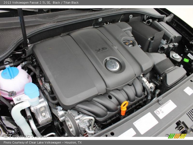 Black / Titan Black 2013 Volkswagen Passat 2.5L SE