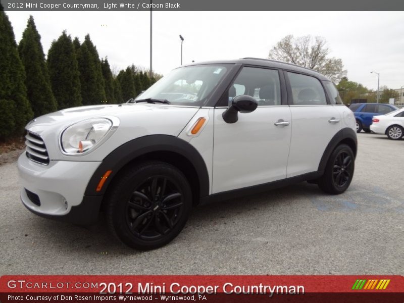 Light White / Carbon Black 2012 Mini Cooper Countryman