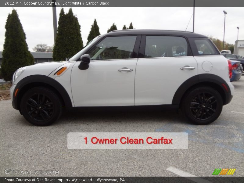 Light White / Carbon Black 2012 Mini Cooper Countryman