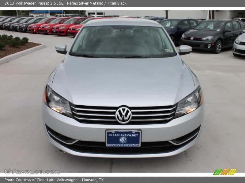 Reflex Silver Metallic / Titan Black 2013 Volkswagen Passat 2.5L SE