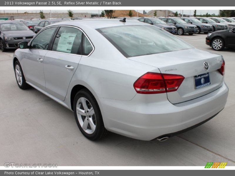 Reflex Silver Metallic / Titan Black 2013 Volkswagen Passat 2.5L SE