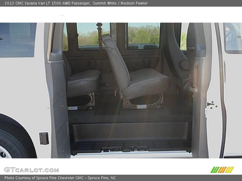 Summit White / Medium Pewter 2013 GMC Savana Van LT 1500 AWD Passenger