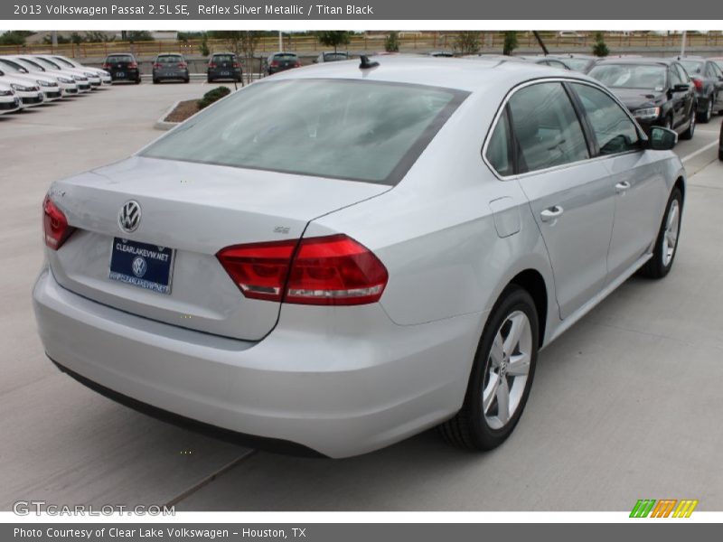 Reflex Silver Metallic / Titan Black 2013 Volkswagen Passat 2.5L SE