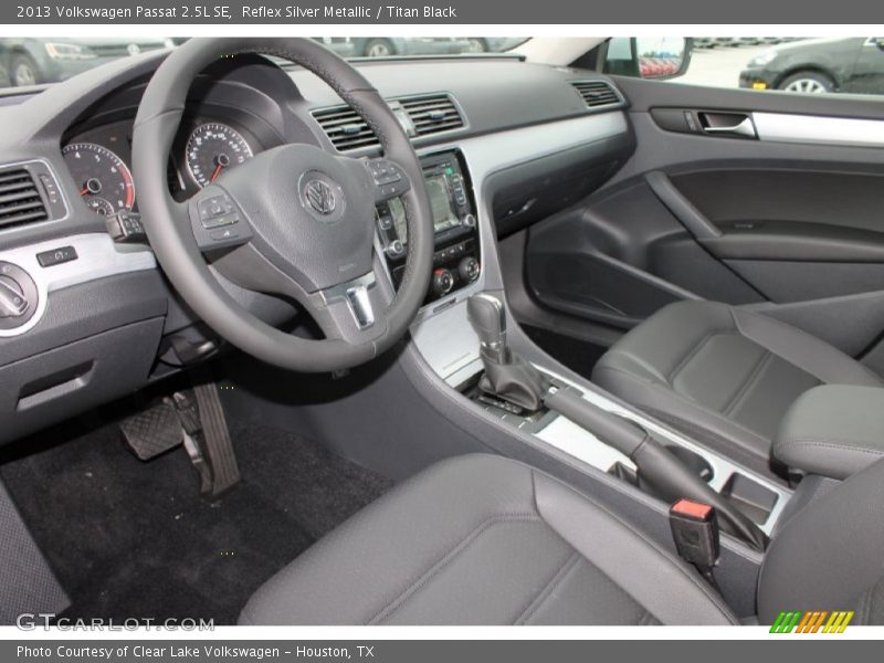 Reflex Silver Metallic / Titan Black 2013 Volkswagen Passat 2.5L SE