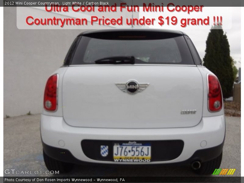 Light White / Carbon Black 2012 Mini Cooper Countryman