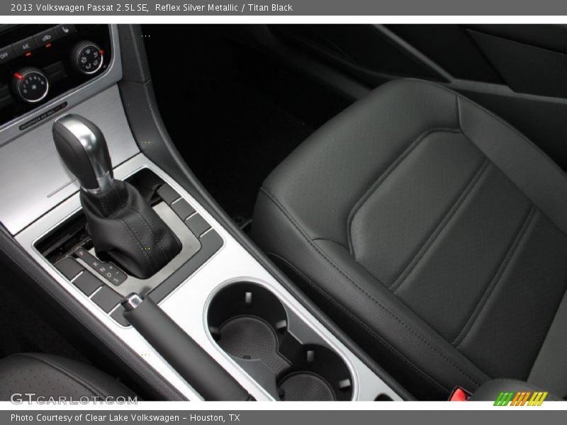 Reflex Silver Metallic / Titan Black 2013 Volkswagen Passat 2.5L SE