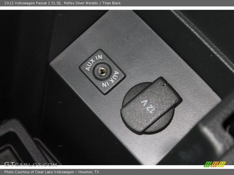 Reflex Silver Metallic / Titan Black 2013 Volkswagen Passat 2.5L SE