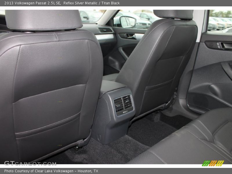 Reflex Silver Metallic / Titan Black 2013 Volkswagen Passat 2.5L SE