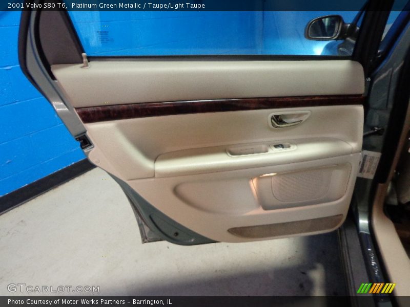 Platinum Green Metallic / Taupe/Light Taupe 2001 Volvo S80 T6