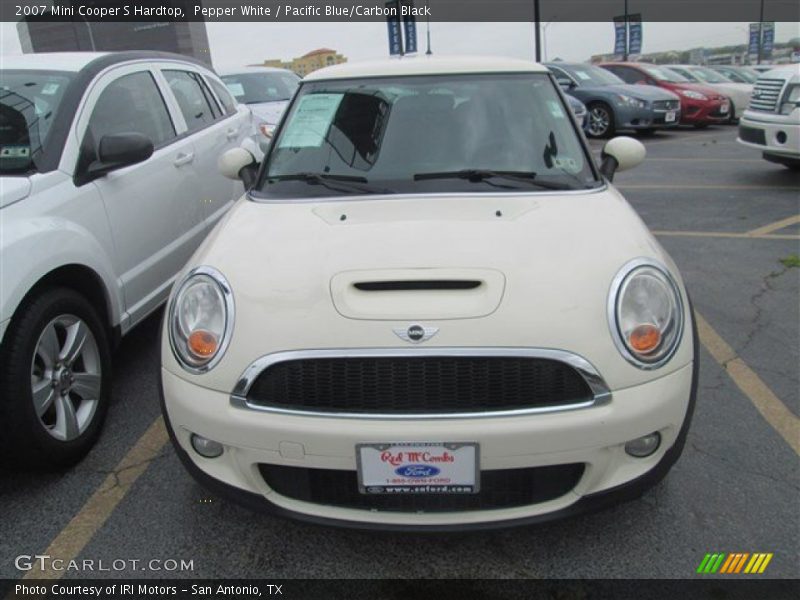 Pepper White / Pacific Blue/Carbon Black 2007 Mini Cooper S Hardtop