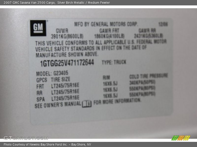Silver Birch Metallic / Medium Pewter 2007 GMC Savana Van 2500 Cargo