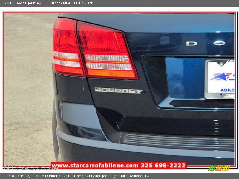 Fathom Blue Pearl / Black 2013 Dodge Journey SE