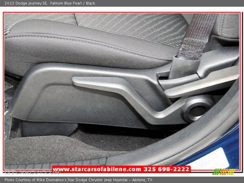 Fathom Blue Pearl / Black 2013 Dodge Journey SE